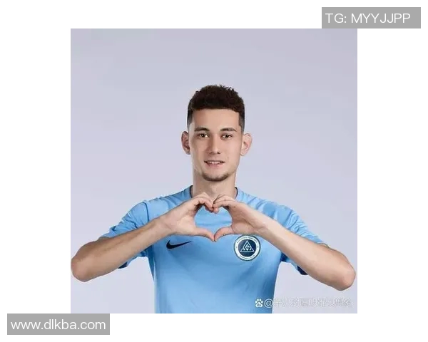 拜合拉木助力深圳新鹏城崛起推动足球事业新篇章