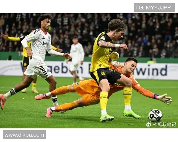 多特蒙德大胜汉堡,再度展现强势实力 多特蒙德大胜汉堡,再度展现强势实力