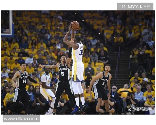 勇士主场爆冷负于步行者:一场不可思议的失利 勇士主场爆冷负于步行者:一场不可思议的失利