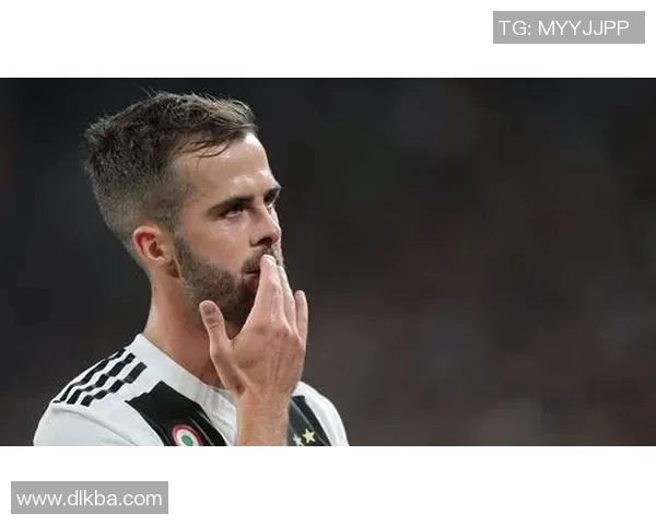 皮亚尼奇荣膺年度最佳中场！主帅盛赞：他是球队的核心