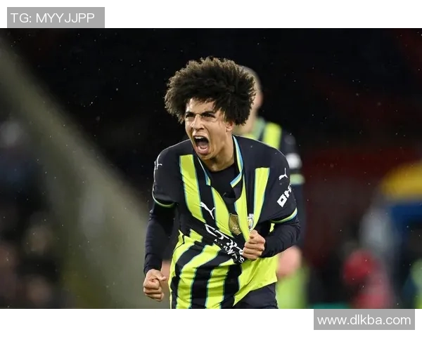 英超尤文特种部队击败曼联,继续领跑积分榜霸主地位 英超尤文特种部队击败曼联,继续领跑积分榜霸主地位